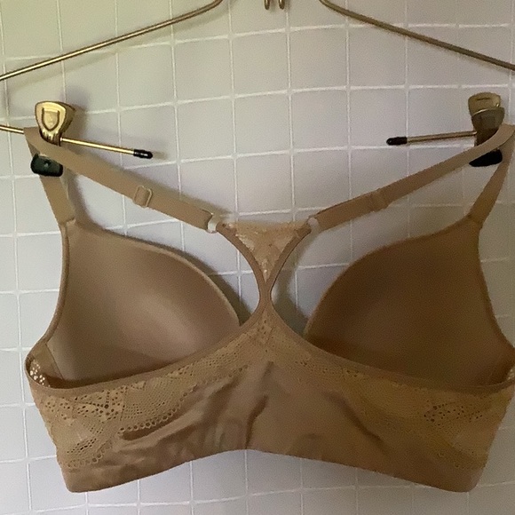 2 Bras for 1 price Size 36C - Picture 3 of 8